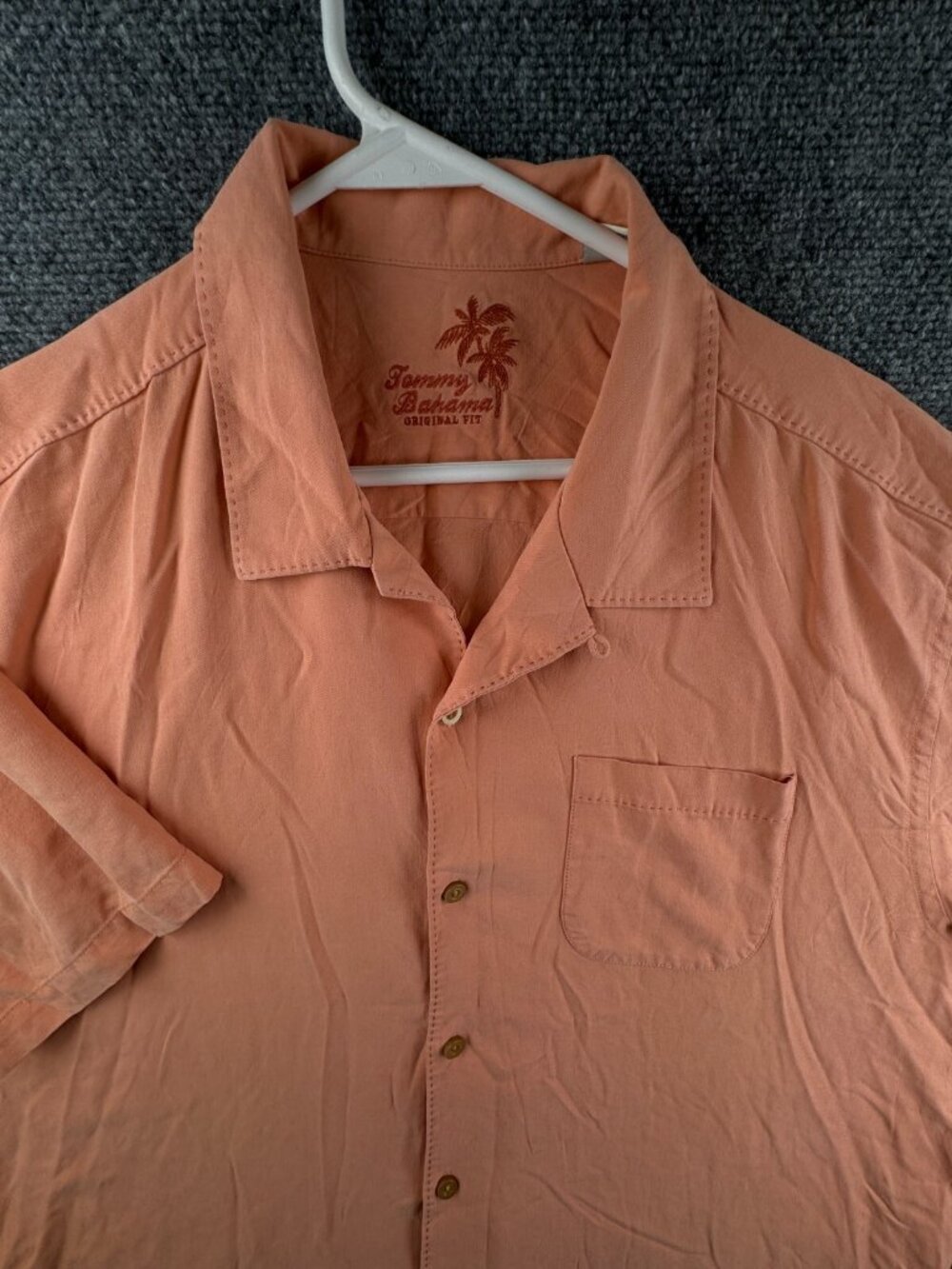 Tommy Bahama Short Sleeve Button Up Shirt Adult XL Orange 100% Silk Solid
